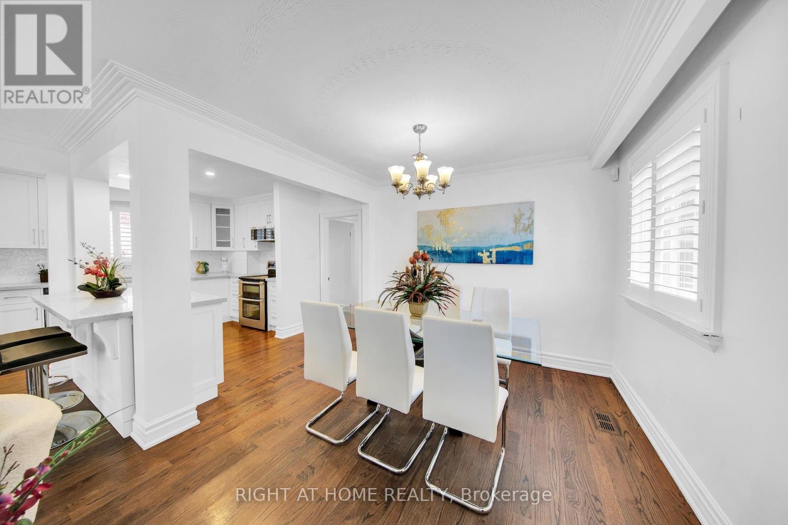19 Wall Avenue, Toronto, Ontario  M9N 2N6 - Photo 10 - W13207492