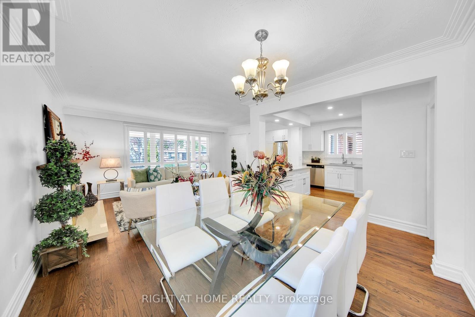 19 Wall Avenue, Toronto, Ontario  M9N 2N6 - Photo 12 - W13207492