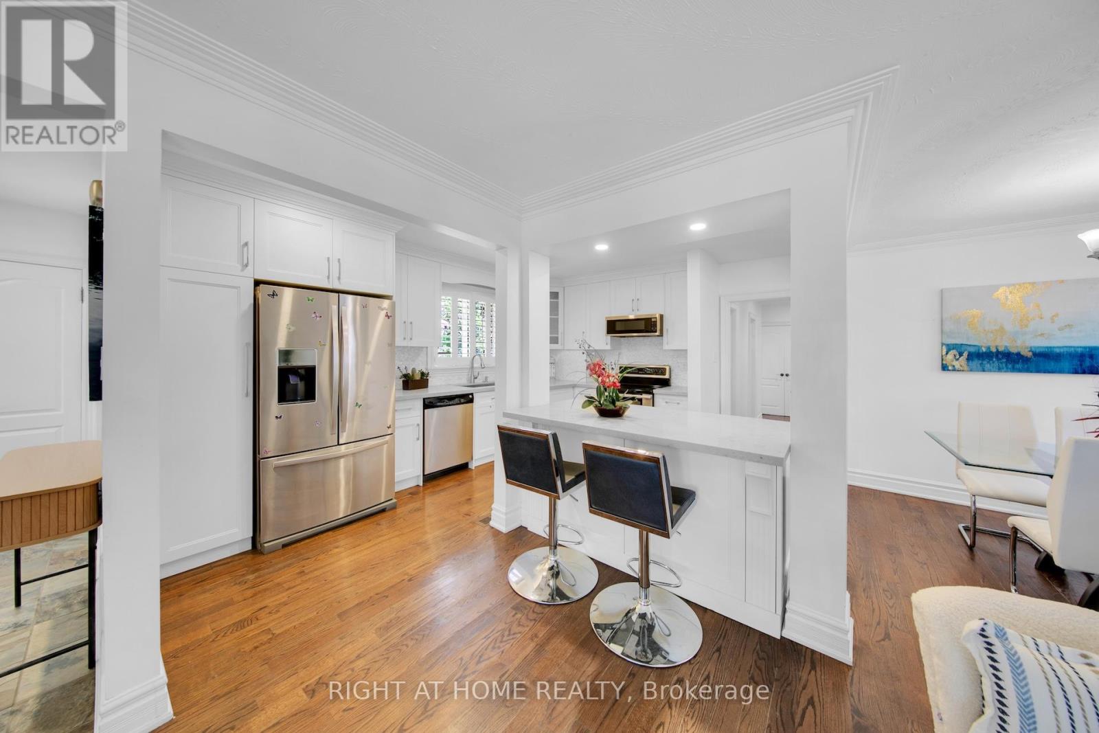 19 Wall Avenue, Toronto, Ontario  M9N 2N6 - Photo 15 - W13207492