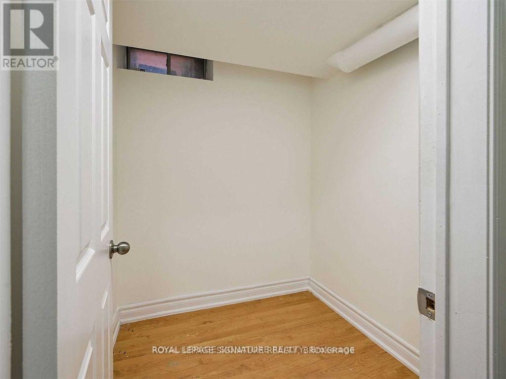 Basement - 5955 Leeside Crescent, Mississauga, Ontario  L5M 5L8 - Photo 27 - W13207564