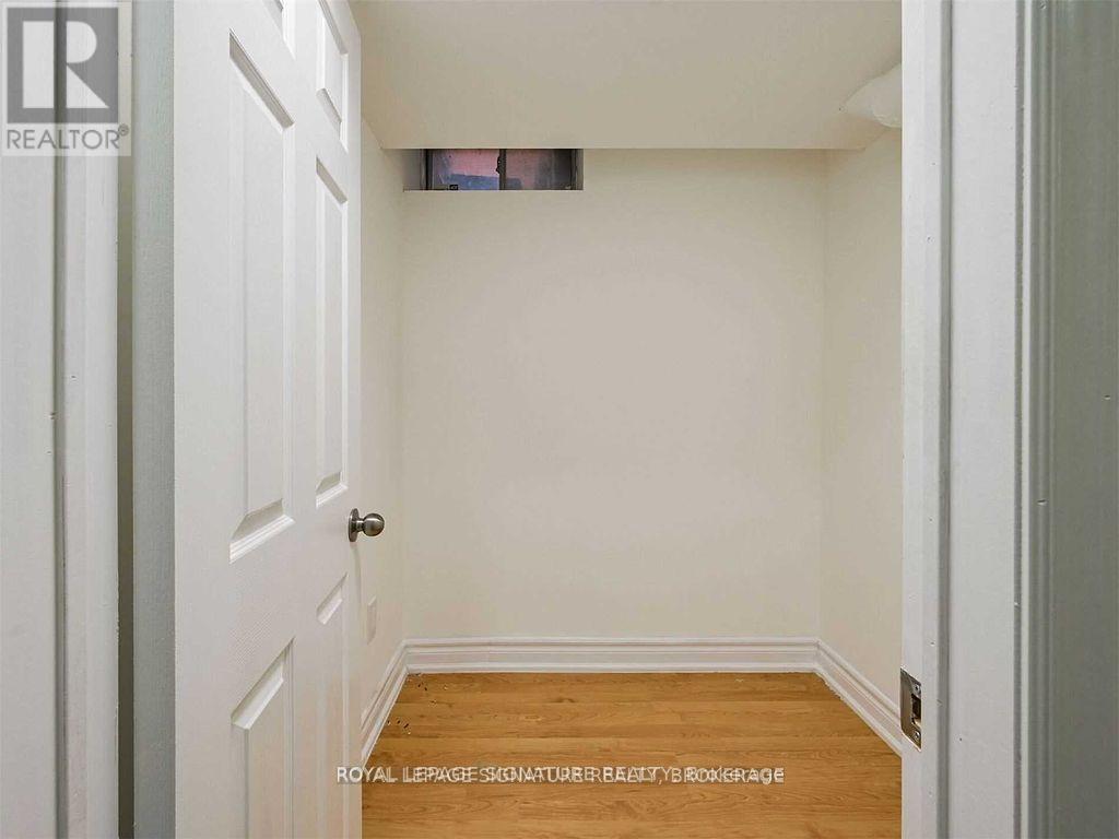 Basement - 5955 Leeside Crescent, Mississauga, Ontario  L5M 5L8 - Photo 28 - W13207564