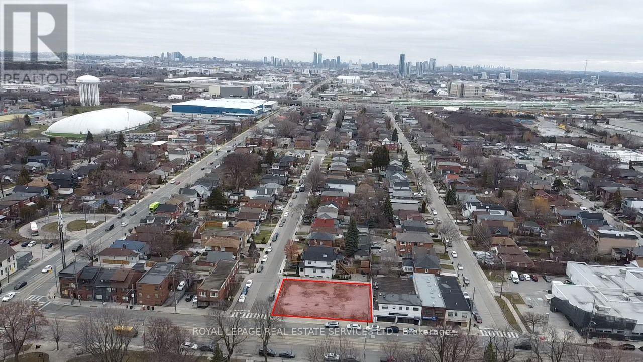 3142 Lake Shore Boulevard W, Toronto, Ontario  M8V 1L4 - Photo 3 - W13207632