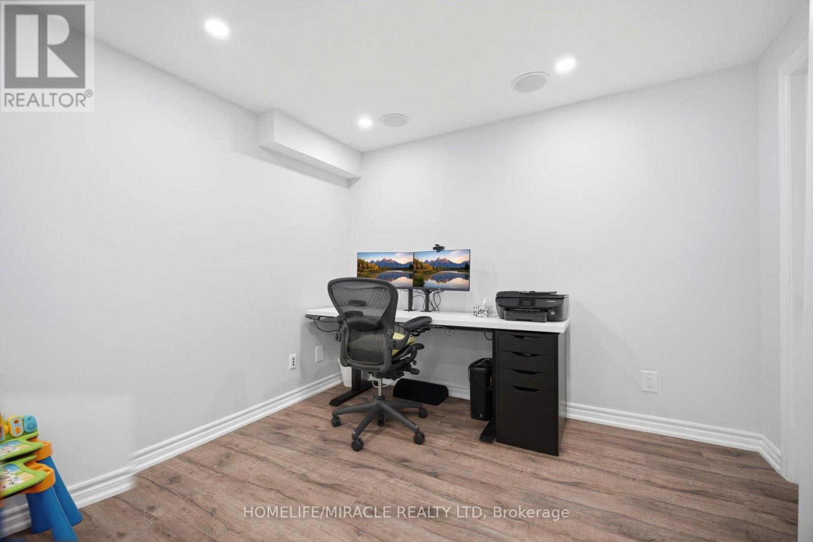 71 Dandelion Road, Brampton, Ontario  L6R 1Y3 - Photo 38 - W13207694