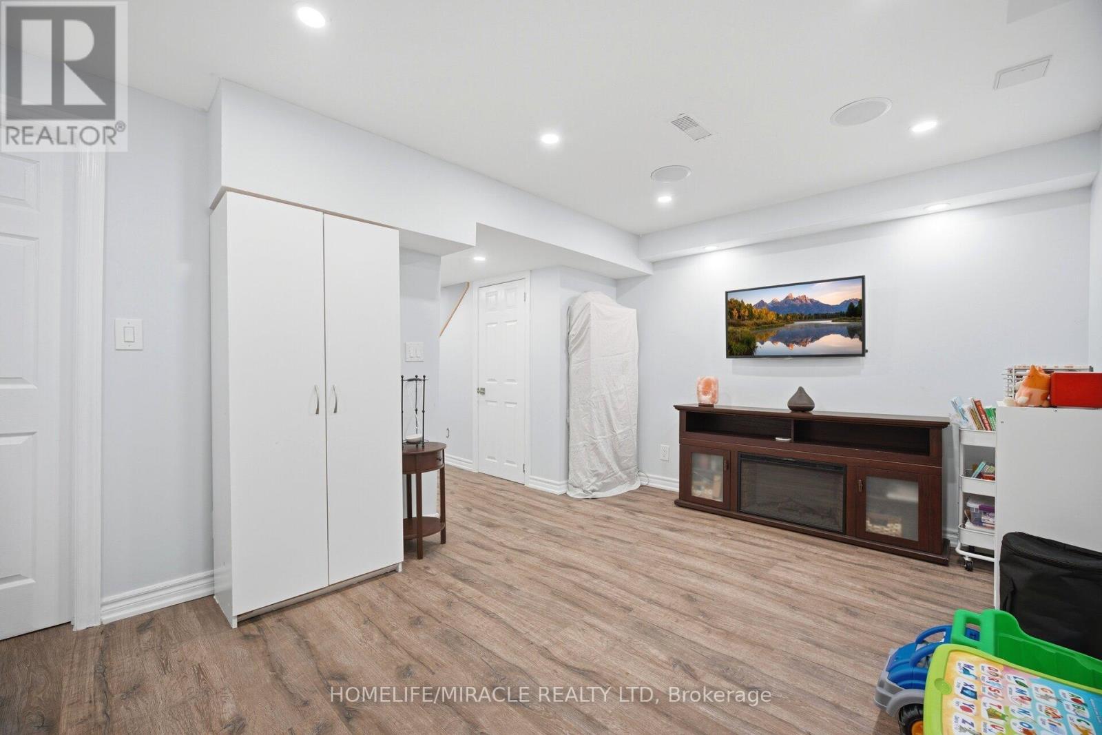 71 Dandelion Road, Brampton, Ontario  L6R 1Y3 - Photo 40 - W13207694