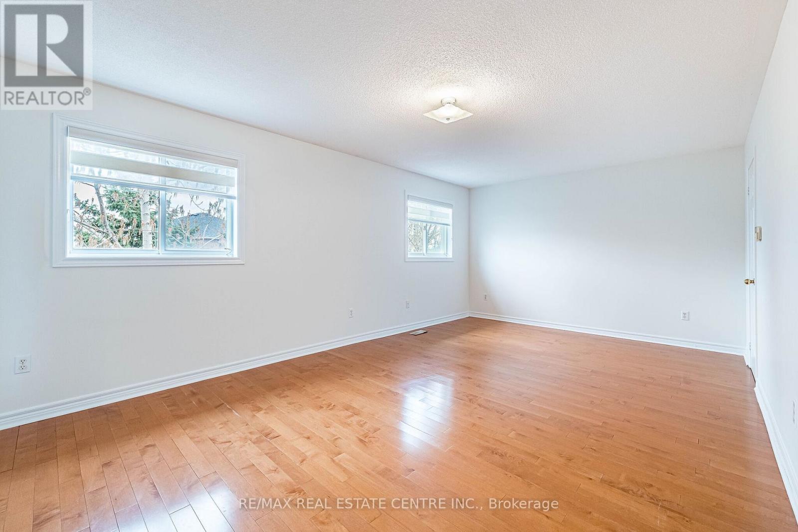 3469 Old Orchard Park Drive, Mississauga, Ontario  L5B 4E1 - Photo 20 - W13207726