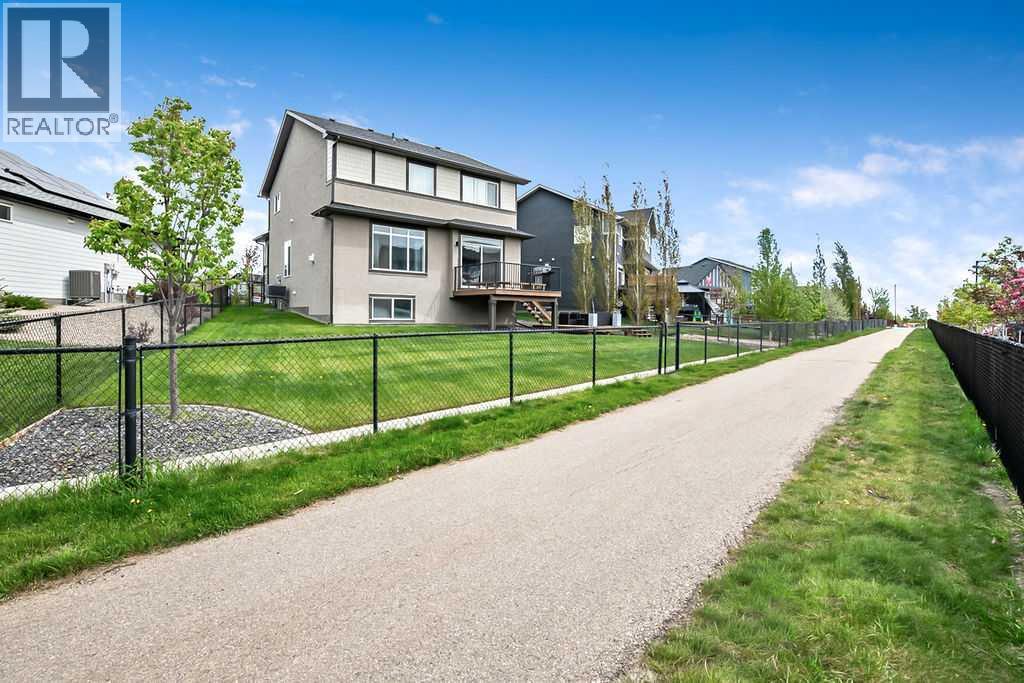 12 Ranchers Bay, Okotoks, Alberta  T1S 0P2 - Photo 45 - A2315231