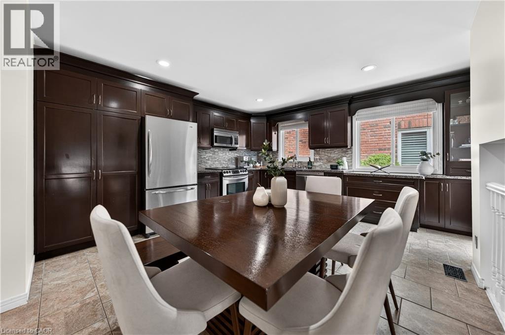 514 Brentcliffe Drive, Waterloo, Ontario  N2T 2S4 - Photo 15 - 40833109