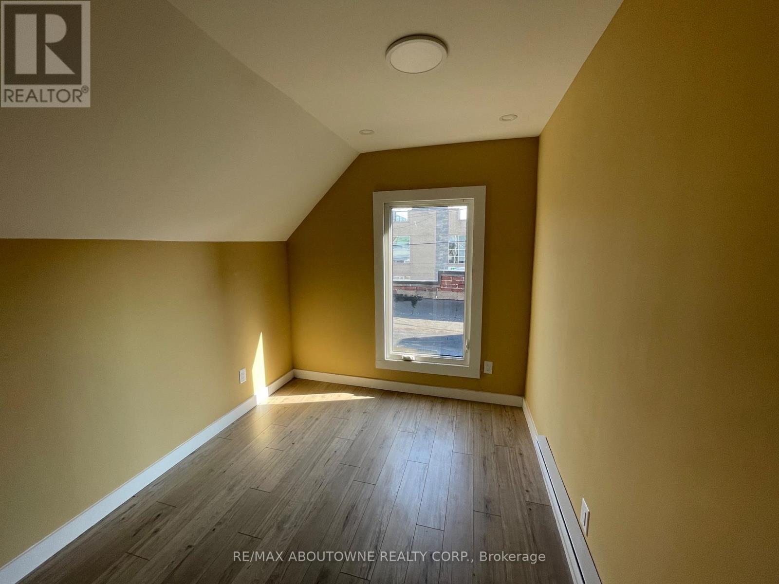 759 Barton Street E, Hamilton, Ontario  L8L 3A9 - Photo 11 - X13207374