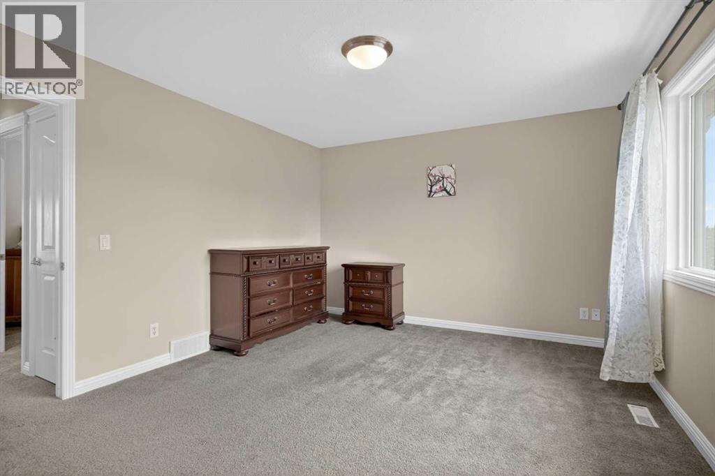 284 Royal Oak Circle Nw, Calgary, Alberta  T3G 6A4 - Photo 21 - A2315177