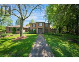 10 KARENDALE CRESCENT, Hamilton, Ontario