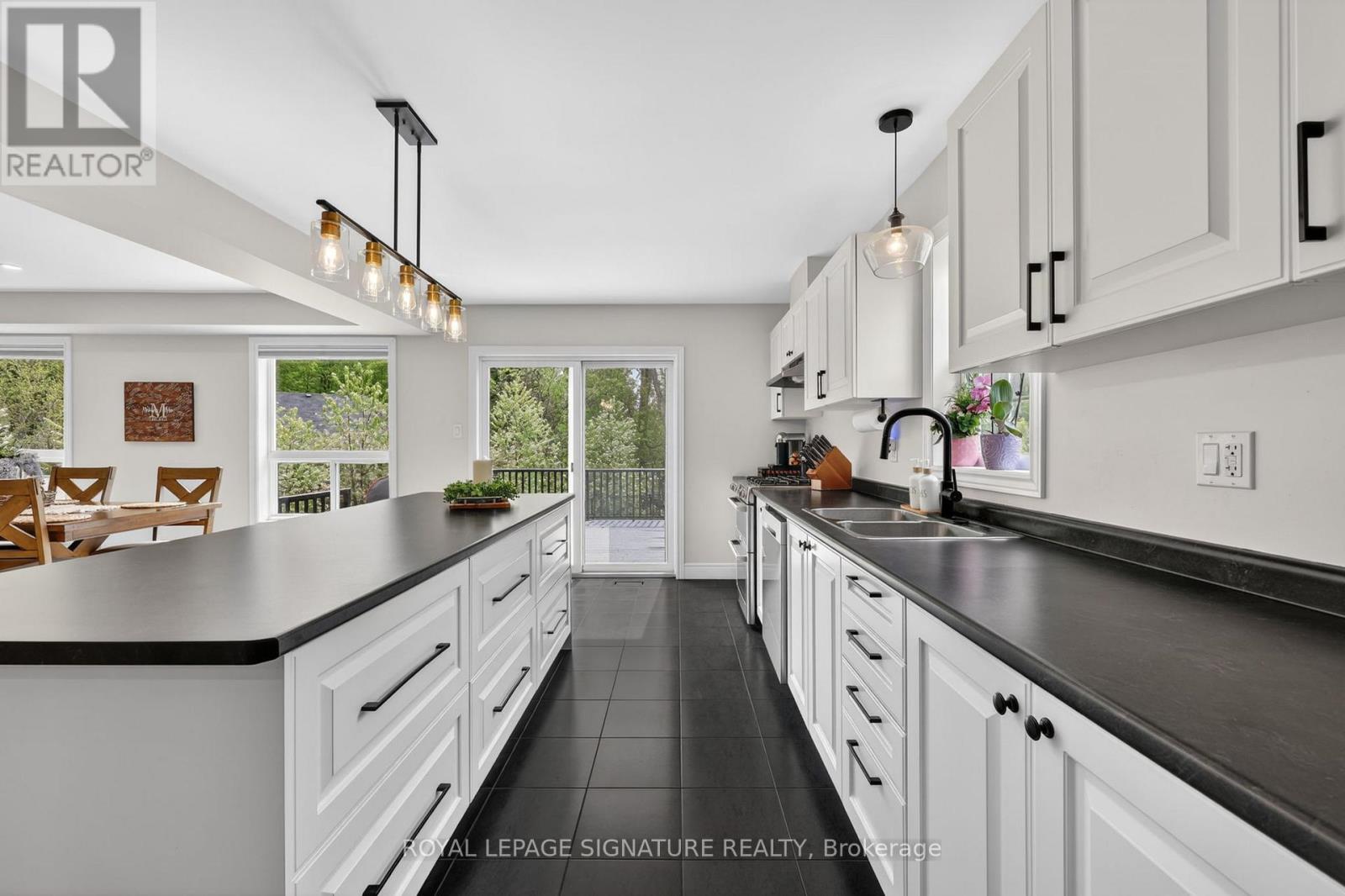 340 Wild Rose Drive, Gravenhurst, Ontario  P1P 0B4 - Photo 7 - X13207592