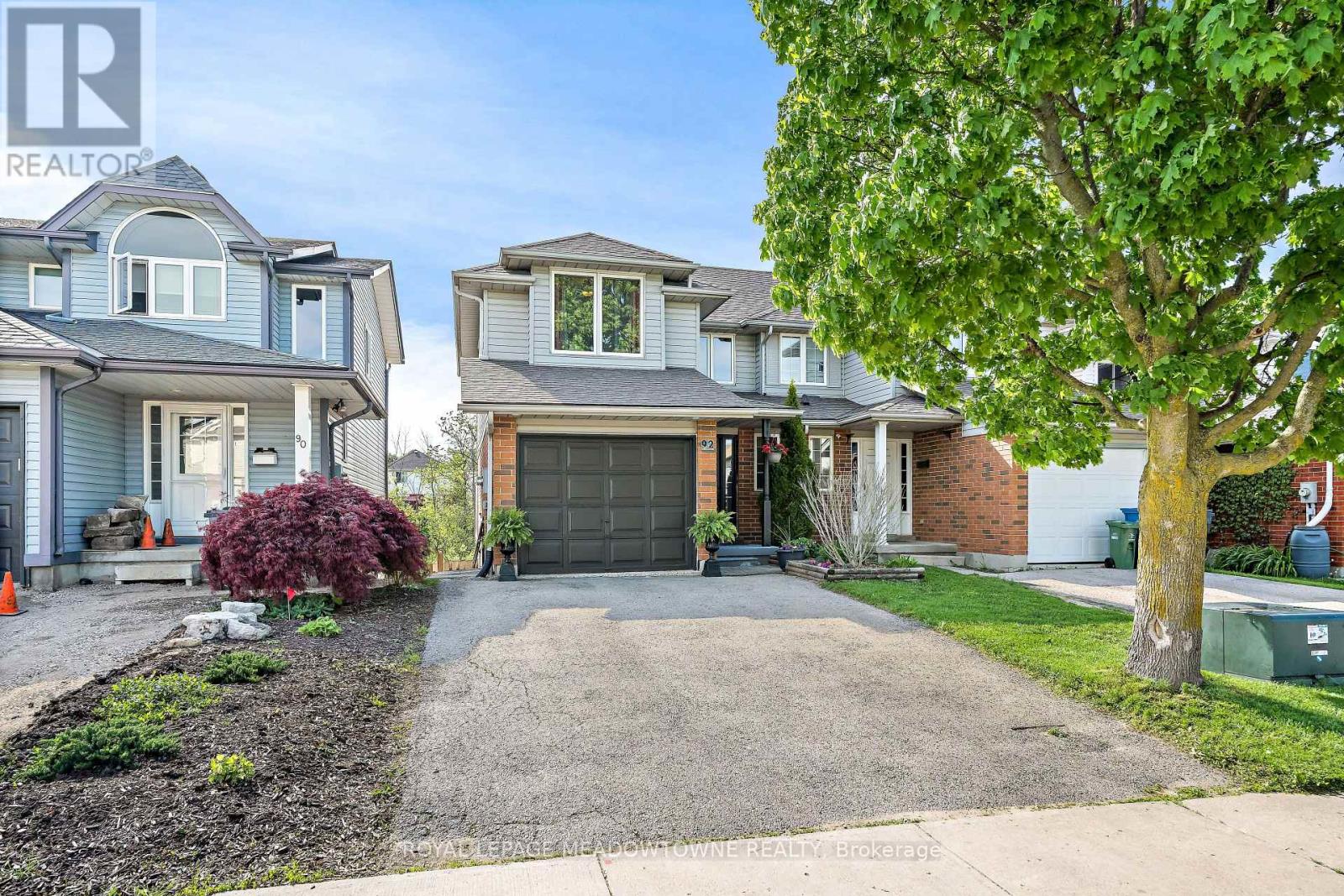 92 CHESTERTON LANE, Guelph, Ontario