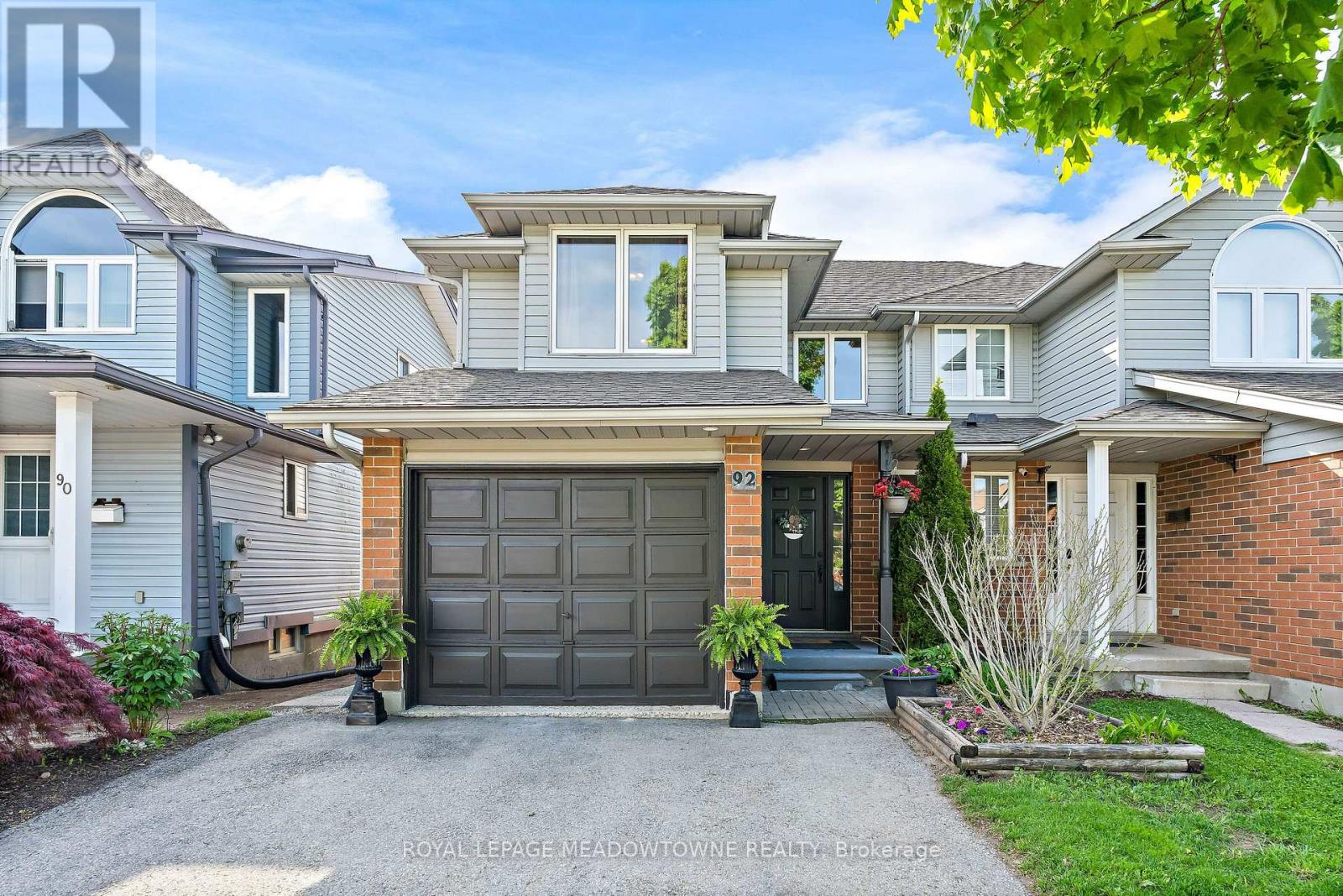 92 Chesterton Lane, Guelph, Ontario  N1E 7A6 - Photo 2 - X13207612