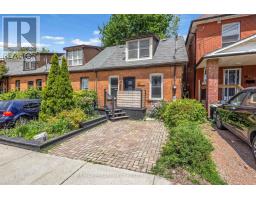 30 SUNSET AVENUE, Hamilton, Ontario