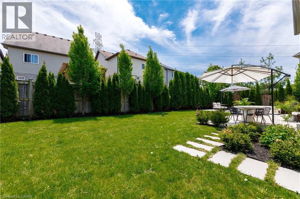 916 Steepleridge Court, Kitchener, Ontario  N2P 0B4 - Photo 38 - 40834351