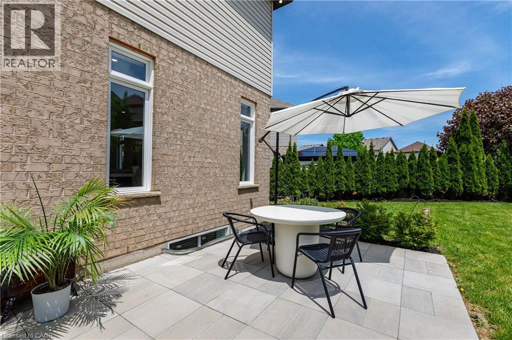 916 Steepleridge Court, Kitchener, Ontario  N2P 0B4 - Photo 43 - 40834351