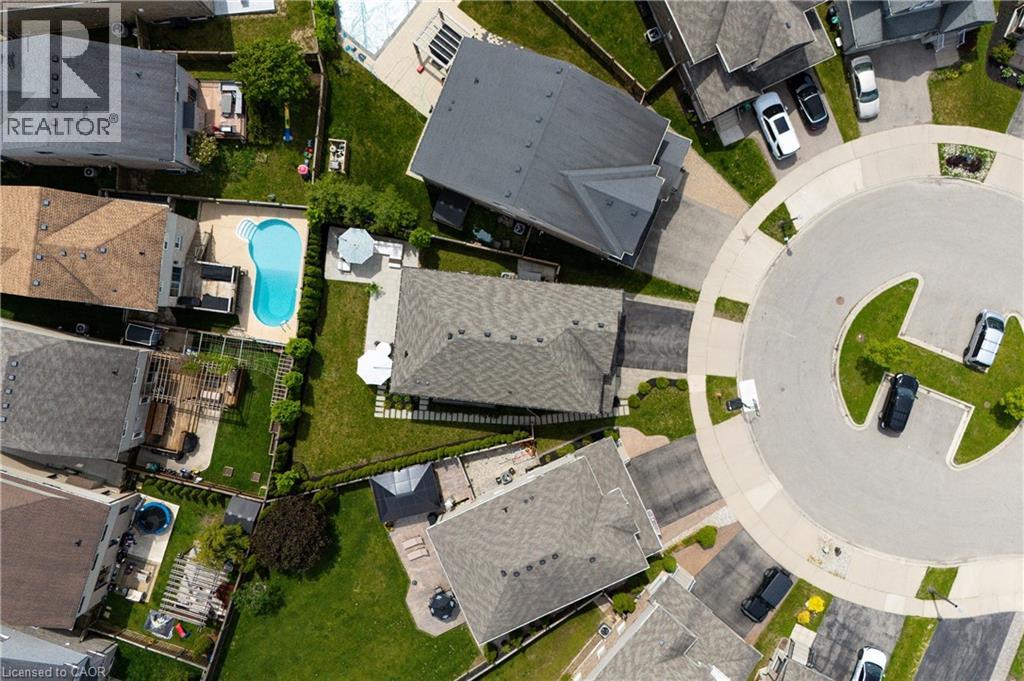 916 Steepleridge Court, Kitchener, Ontario  N2P 0B4 - Photo 45 - 40834351