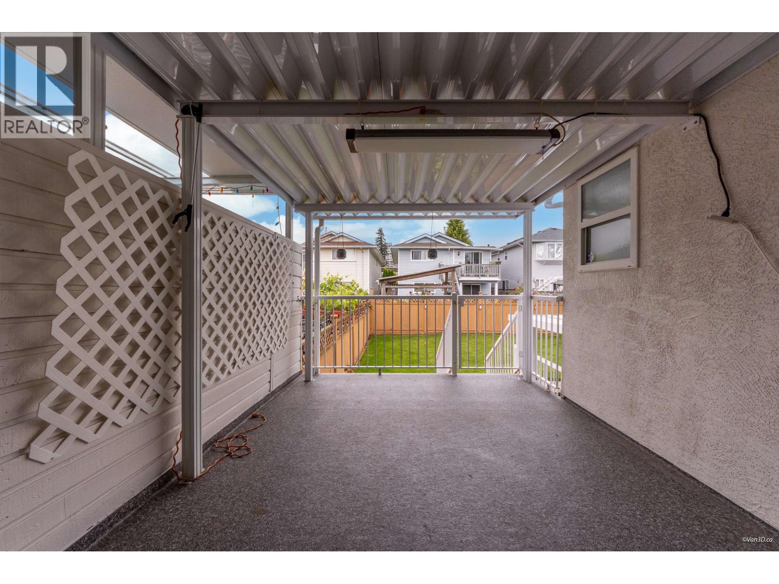 7525 17th Avenue, Burnaby, British Columbia  V3N 1L6 - Photo 17 - R3129106