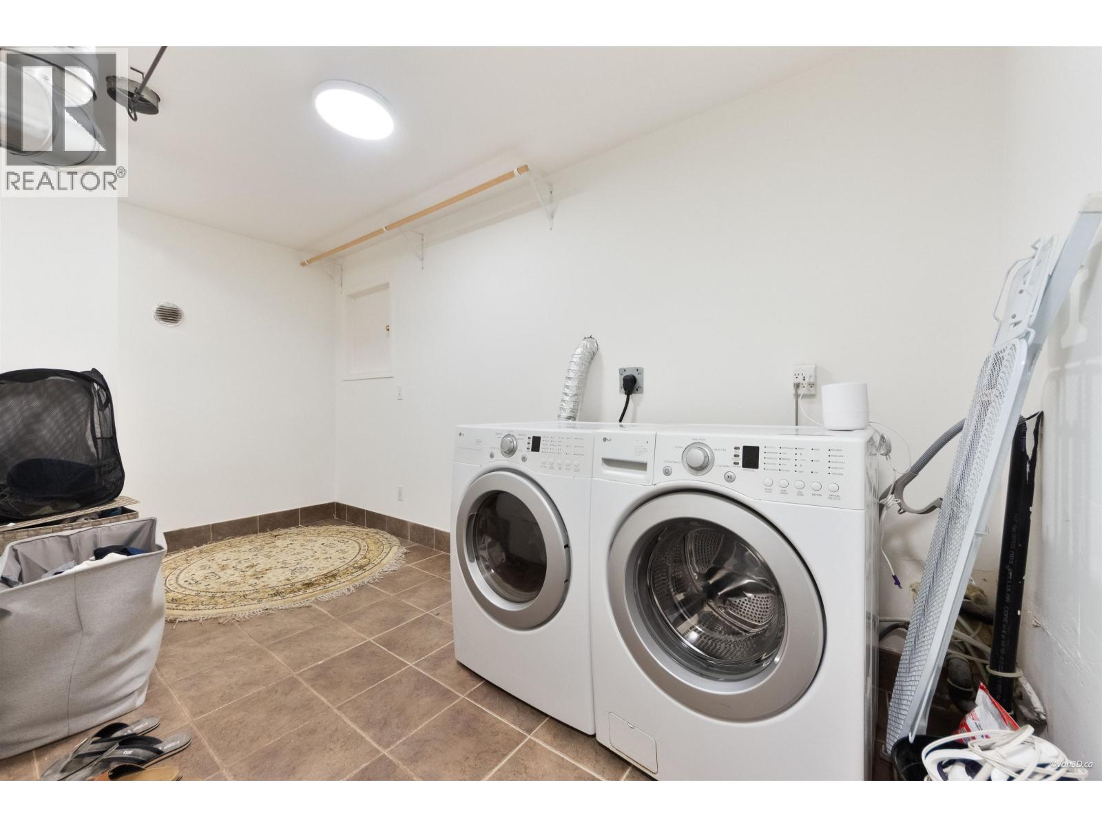 7525 17th Avenue, Burnaby, British Columbia  V3N 1L6 - Photo 23 - R3129106