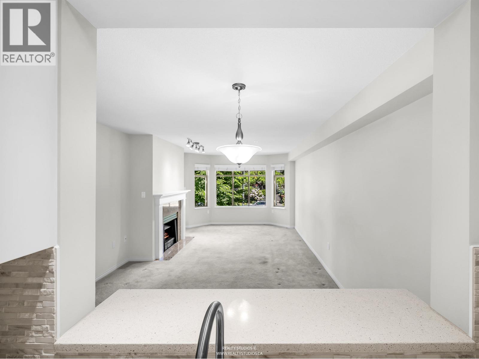 409 2059 Chesterfield Avenue, North Vancouver, British Columbia  V7M 2P4 - Photo 7 - R3129126
