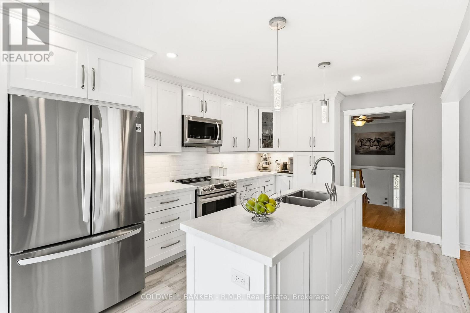 14 Glenabbey Drive, Clarington, Ontario  L1E 1B9 - Photo 11 - E13207870