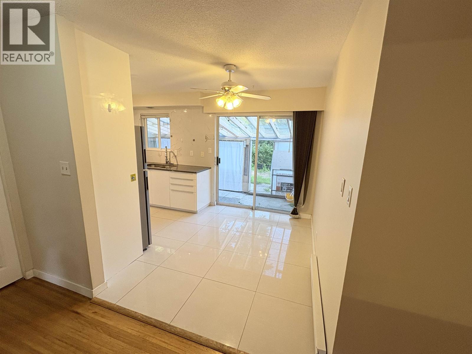 2390 Kitchener Avenue, Vancouver, British Columbia  V3B 2A9 - Photo 6 - R3129109
