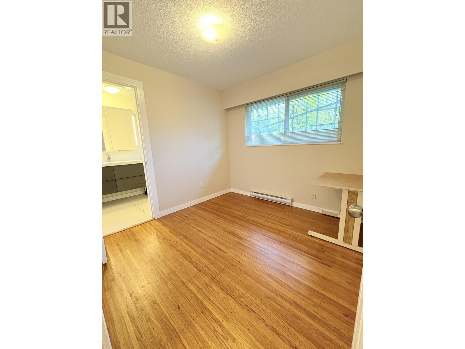 2390 Kitchener Avenue, Vancouver, British Columbia  V3B 2A9 - Photo 9 - R3129109