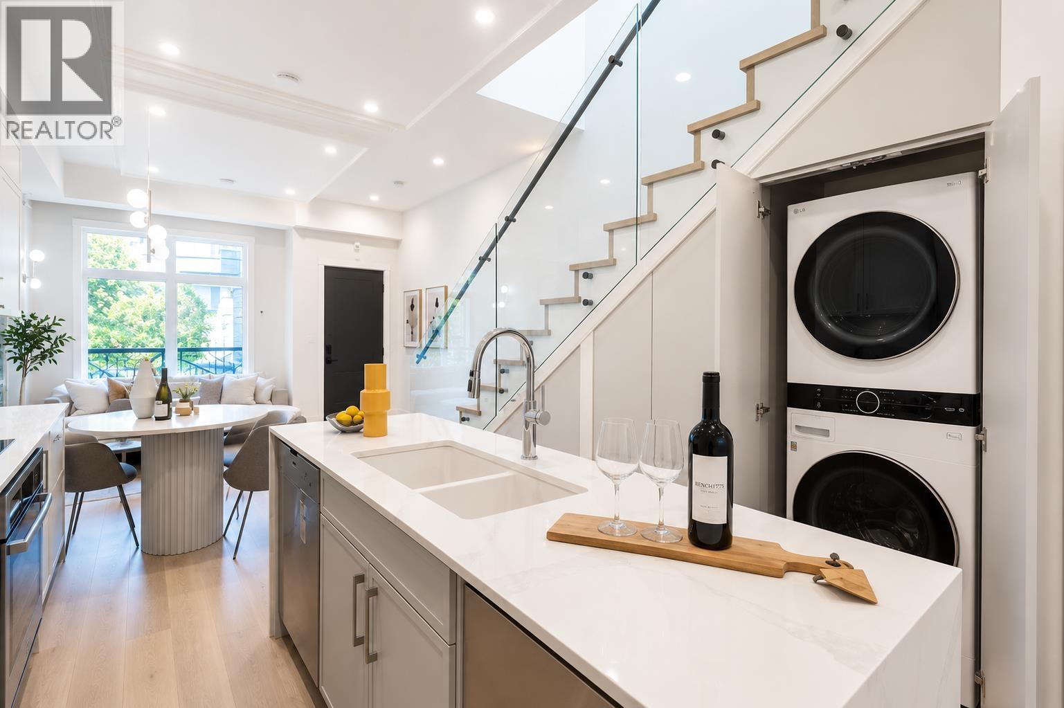 1512 W 61st Avenue, Vancouver, British Columbia  V6P 0L5 - Photo 13 - R3129114