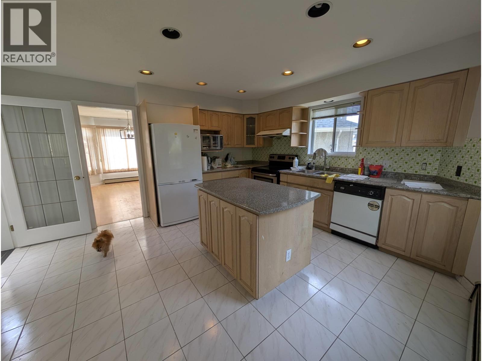 7xxx Thornhill Drive, Vancouver, British Columbia  V5P 3T5 - Photo 10 - R3129119