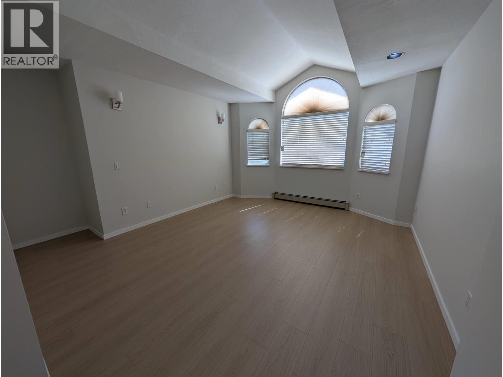 7xxx Thornhill Drive, Vancouver, British Columbia  V5P 3T5 - Photo 21 - R3129119