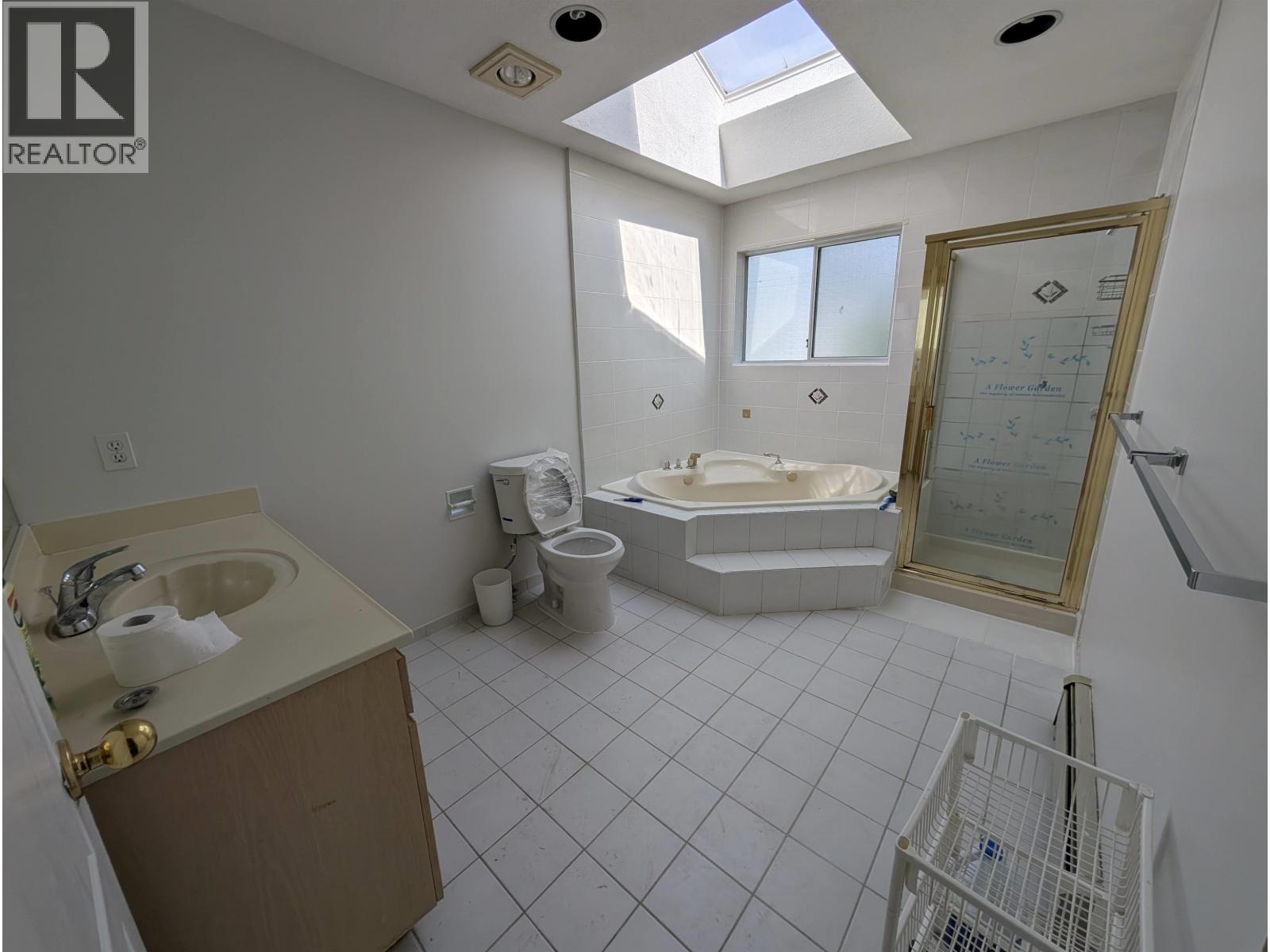 7xxx Thornhill Drive, Vancouver, British Columbia  V5P 3T5 - Photo 22 - R3129119