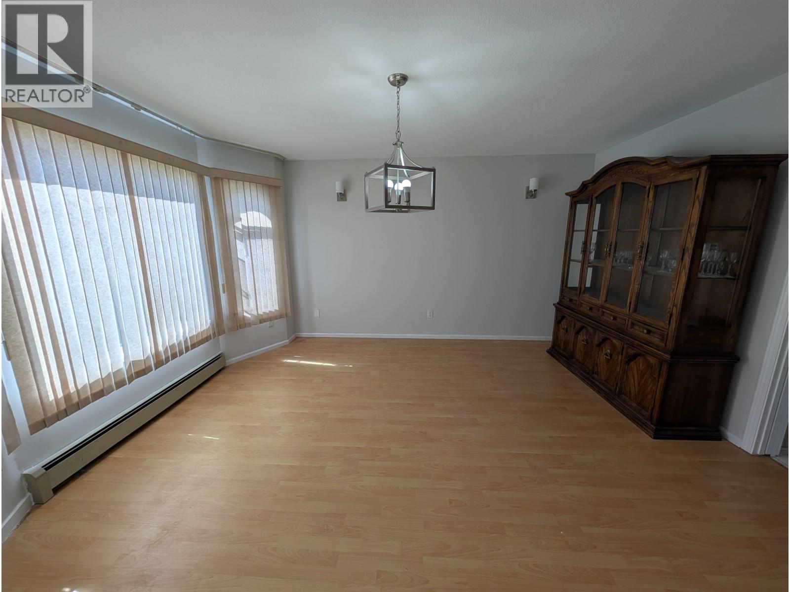 7xxx Thornhill Drive, Vancouver, British Columbia  V5P 3T5 - Photo 5 - R3129119