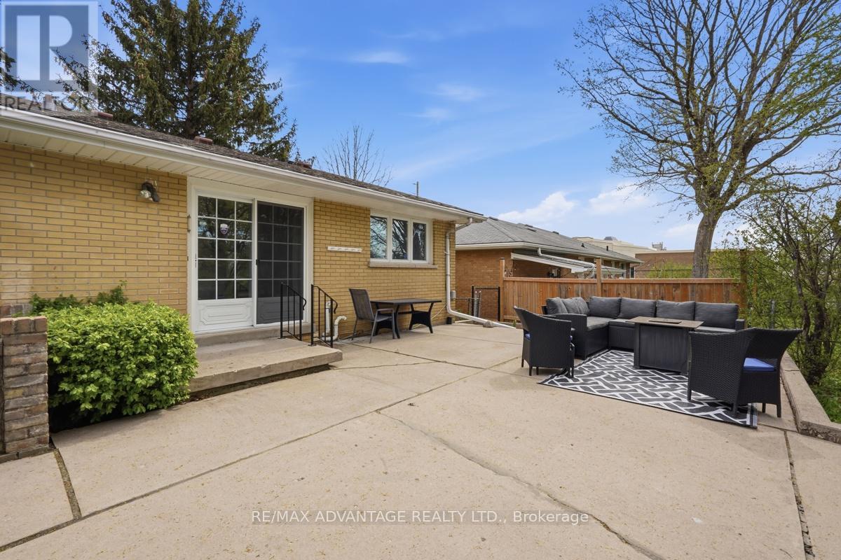 937 Luxton Drive, London North, Ontario  N6H 3E1 - Photo 41 - X13207830