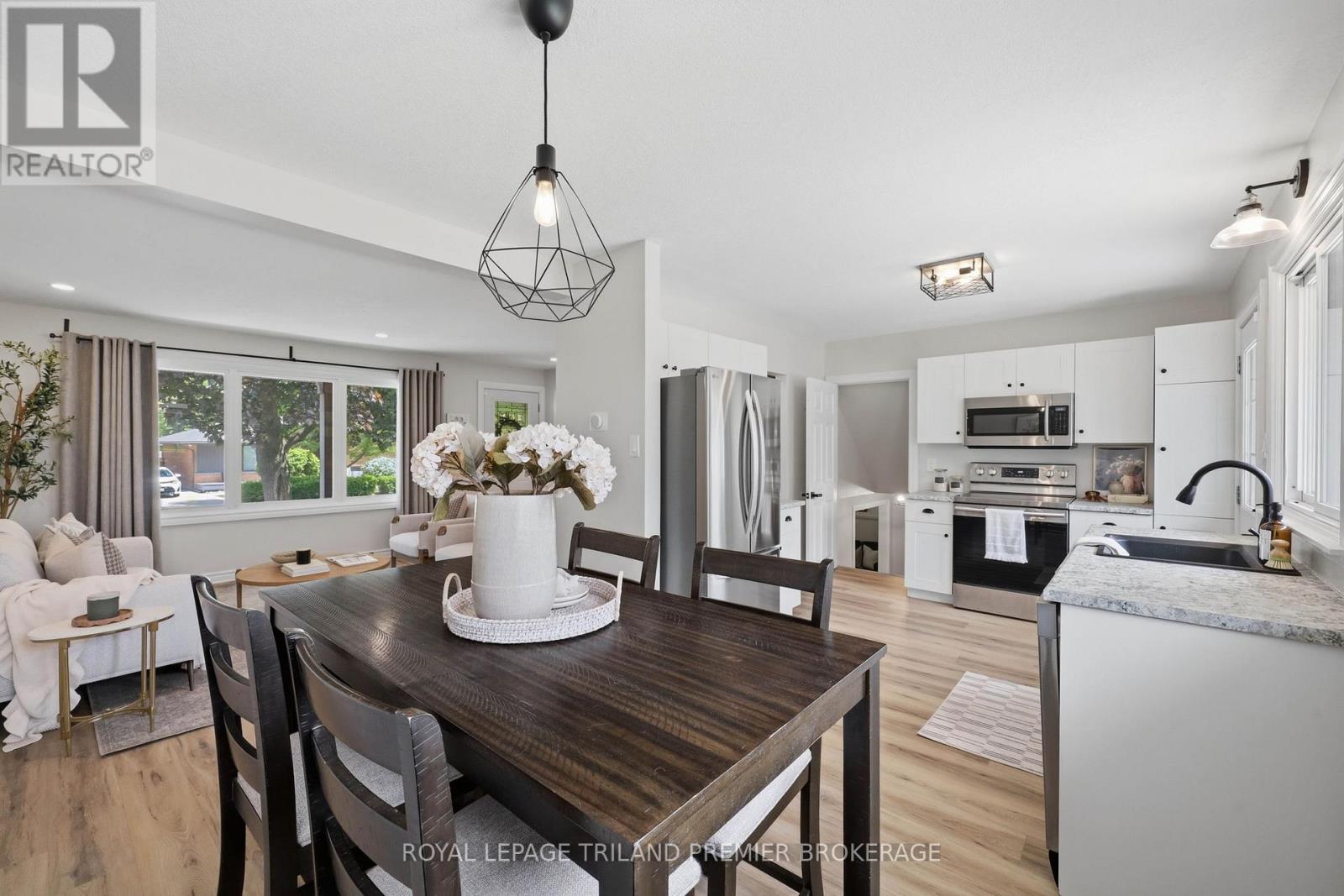 74 Deveron Crescent, London South, Ontario  N5Z 4B5 - Photo 10 - X13207864