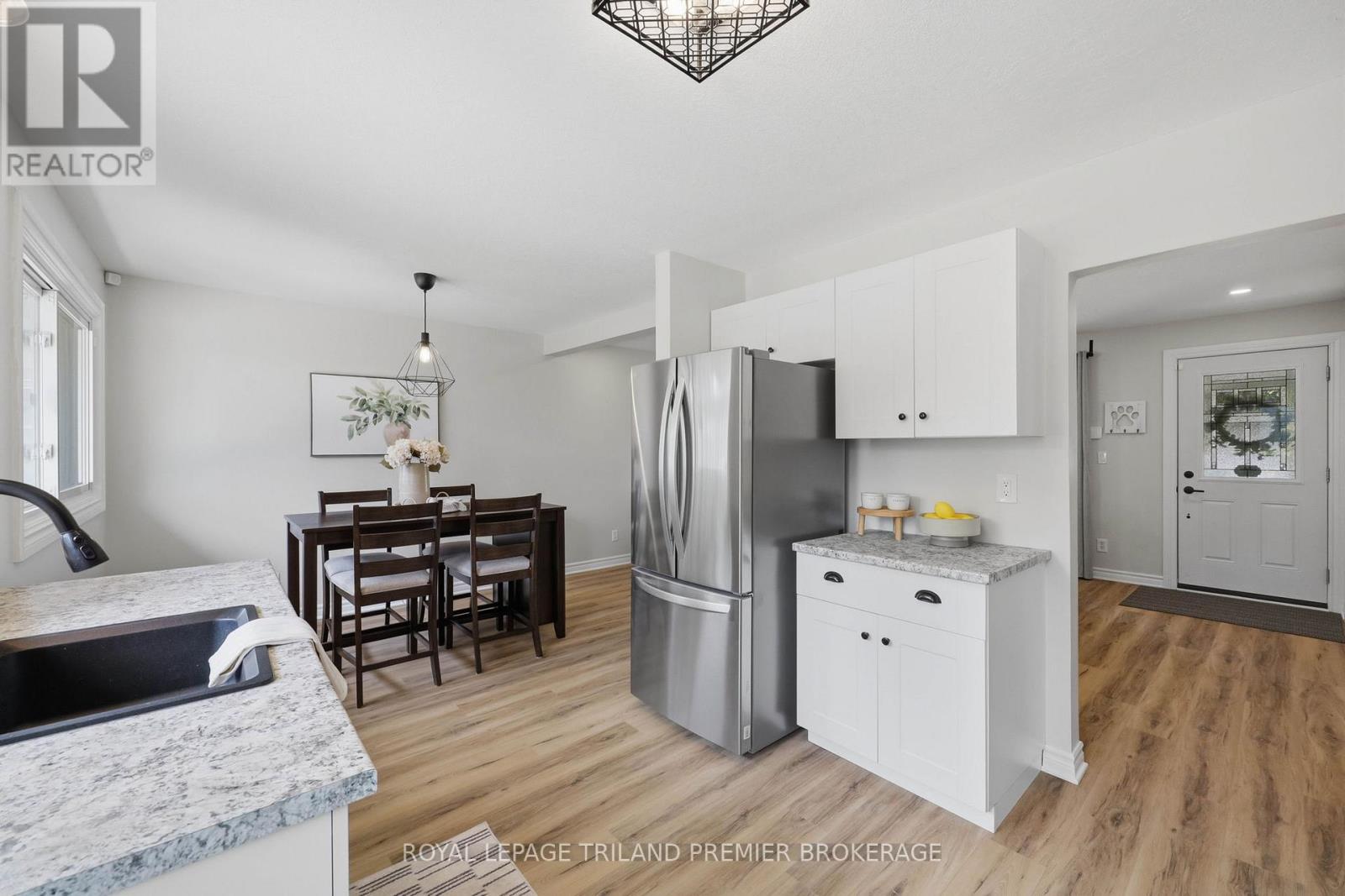 74 Deveron Crescent, London South, Ontario  N5Z 4B5 - Photo 15 - X13207864