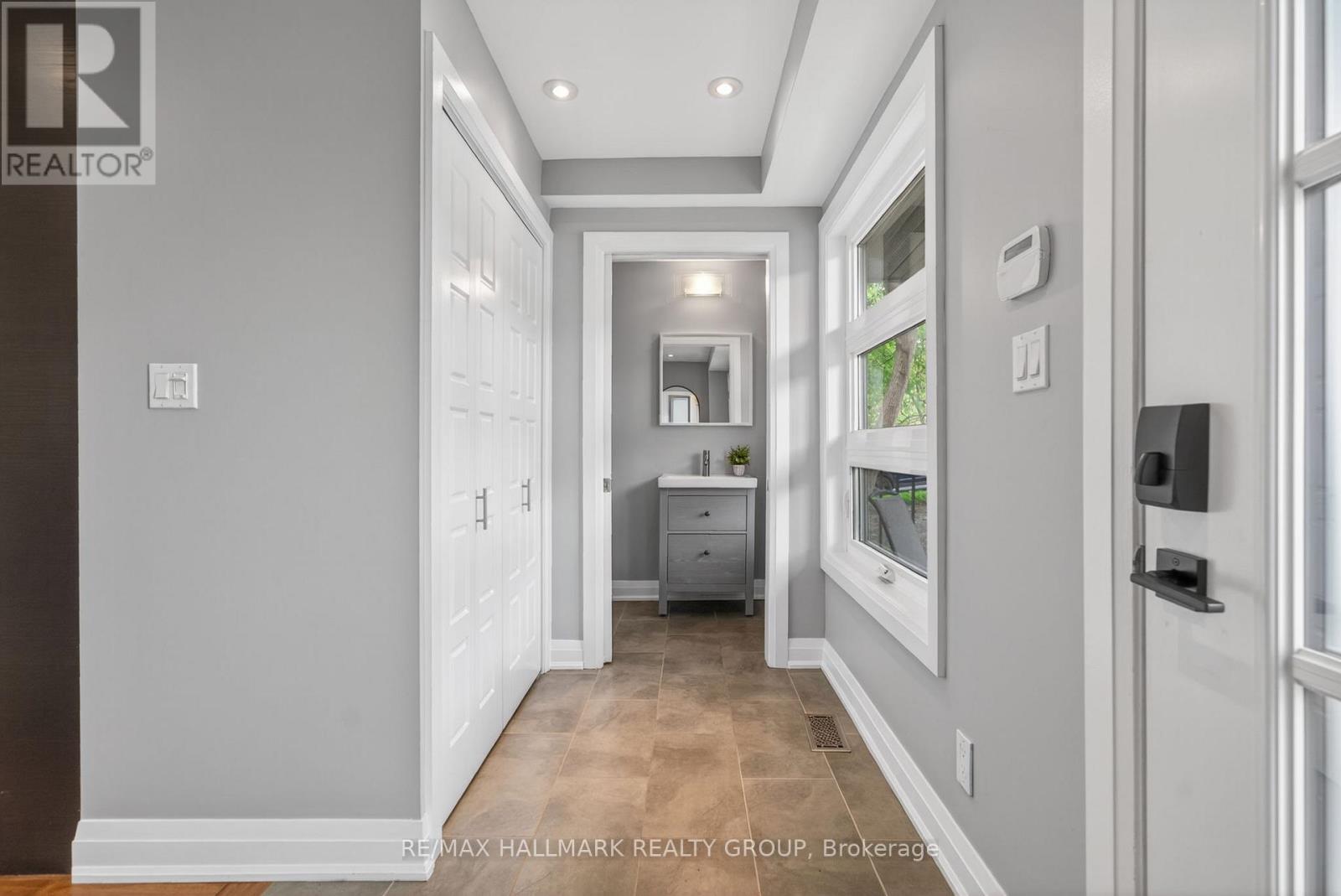 151 Clare Street, Ottawa, Ontario  K1Z 7C3 - Photo 4 - X13207796