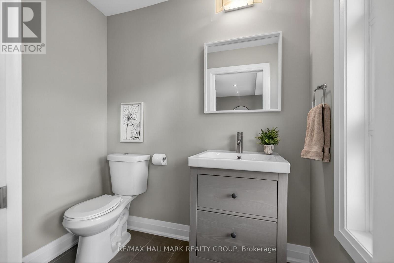 151 Clare Street, Ottawa, Ontario  K1Z 7C3 - Photo 5 - X13207796