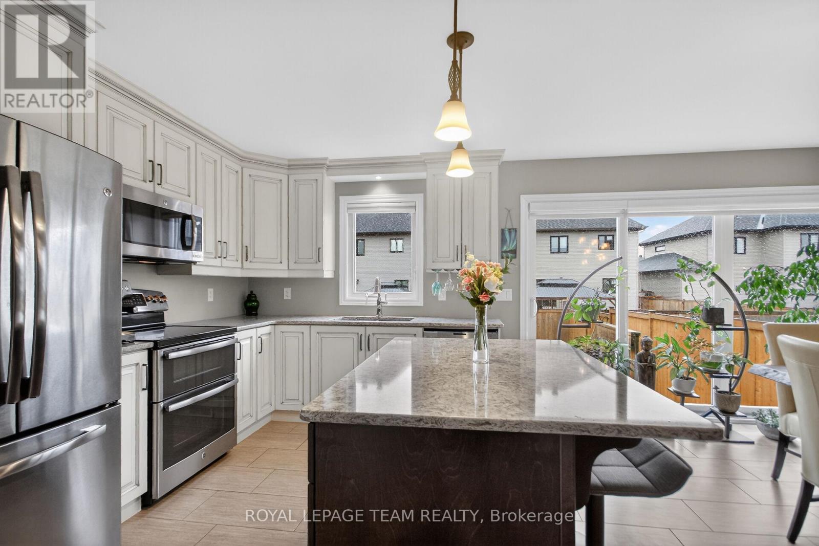 238 Belfort Street, Russell, Ontario  K0A 1W0 - Photo 4 - X13207834