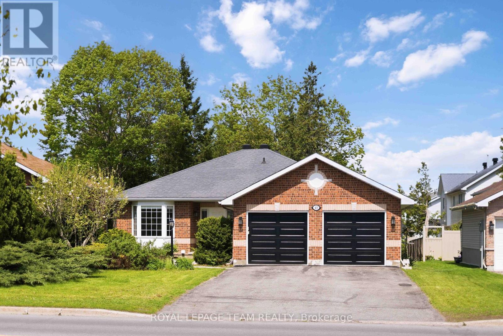 43 WEST RIDGE DRIVE, Ottawa, Ontario