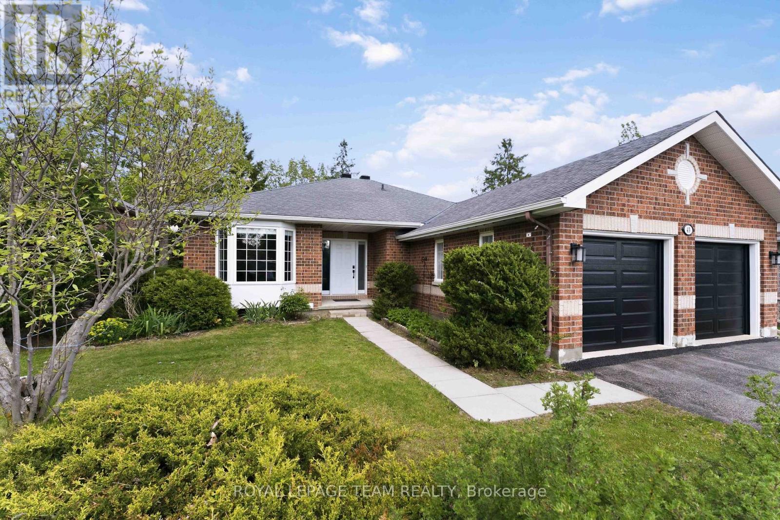 43 West Ridge Drive, Ottawa, Ontario  K2S 1S4 - Photo 2 - X13207882