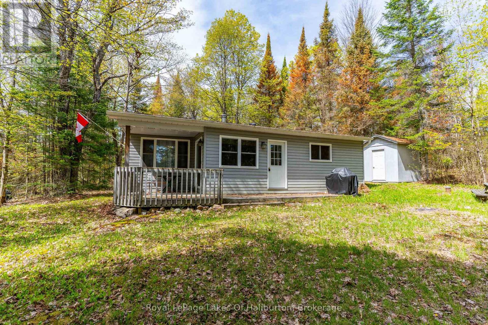 1099 YELLOW ROCK DRIVE, Highlands East, Ontario