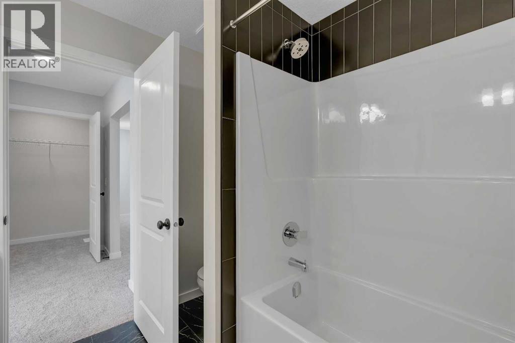 108 Creekview Manor SW, Calgary, Alberta  T2X 4Y1 - Photo 38 - A2271874