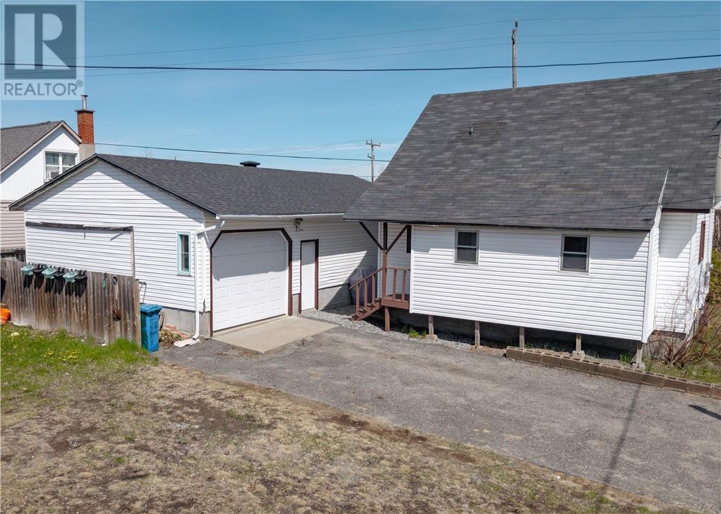 3166 Falconbridge Highway, Sudbury, Ontario  P3L 1J2 - Photo 29 - 2128120
