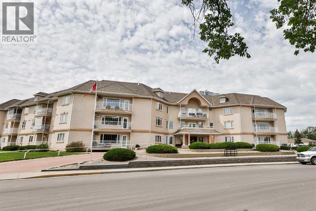 305, 4800a 48 Avenue, Taber, Alberta  T1G 2G9 - Photo 1 - A2314896