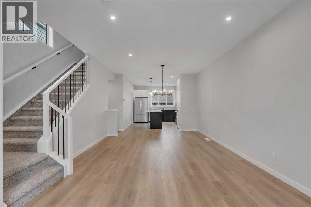 229 Heirloom Way SE, Calgary, Alberta  T3S 0H2 - Photo 7 - A2310744