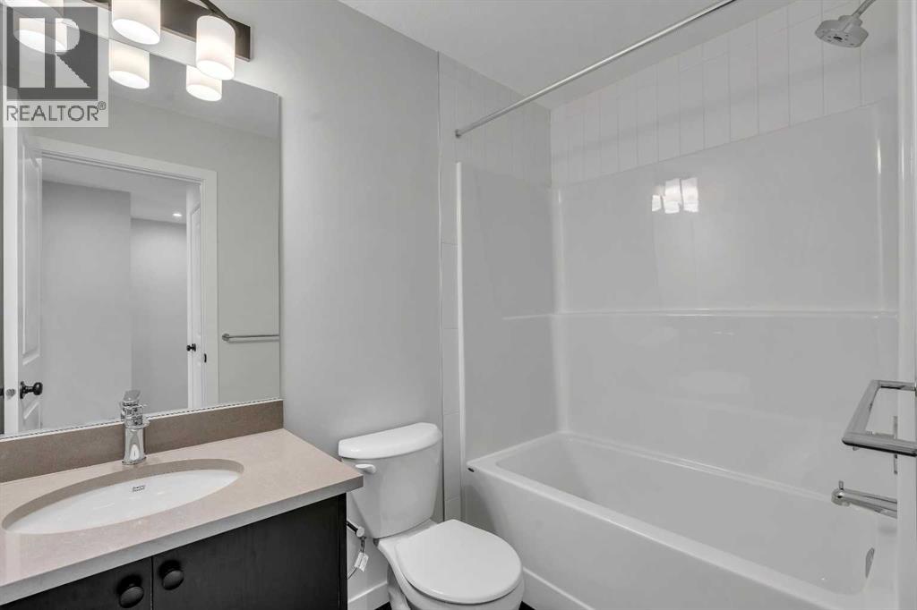 229 Heirloom Way SE, Calgary, Alberta  T3S 0H2 - Photo 27 - A2310744