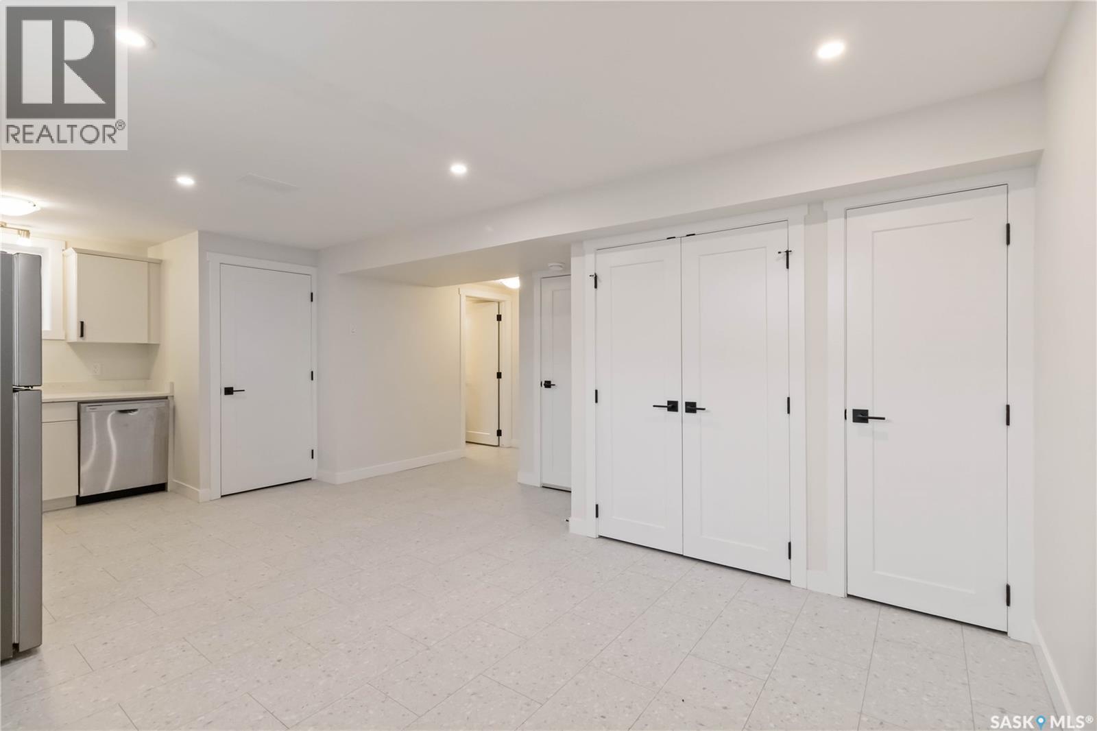 247 Asokan Street, Saskatoon, Saskatchewan  S7V 1V7 - Photo 23 - SK037409