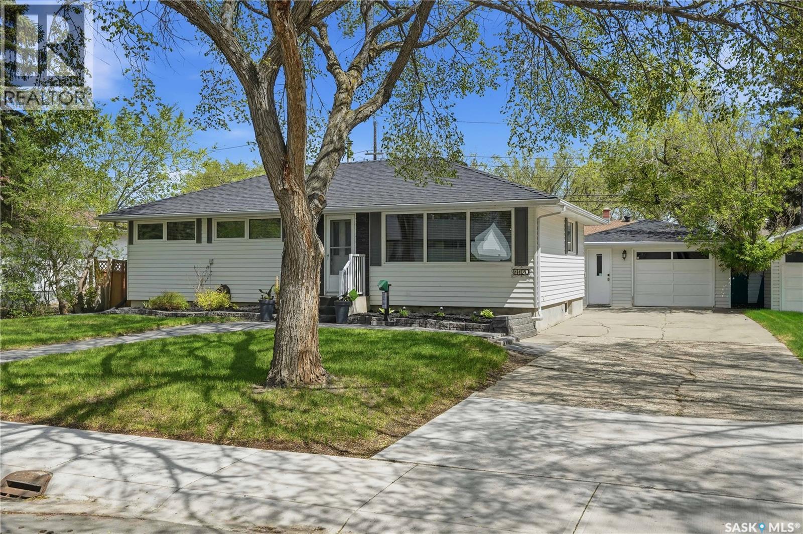 1120 Broadway Avenue E, Regina, Saskatchewan  S4N 1A8 - Photo 1 - SK037139