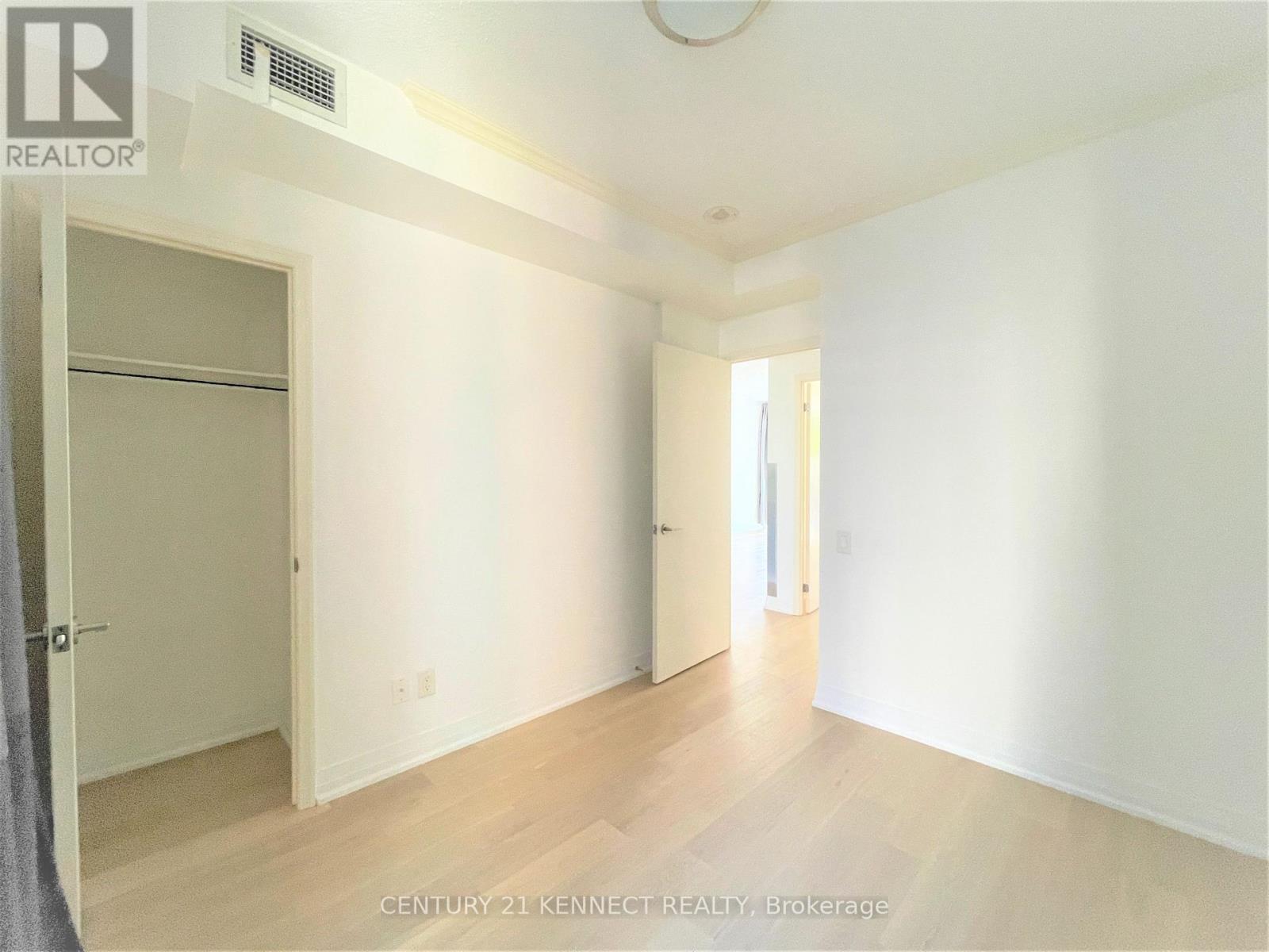 610 - 21 Carlton Street, Toronto, Ontario  M5B 1L3 - Photo 10 - C13207816