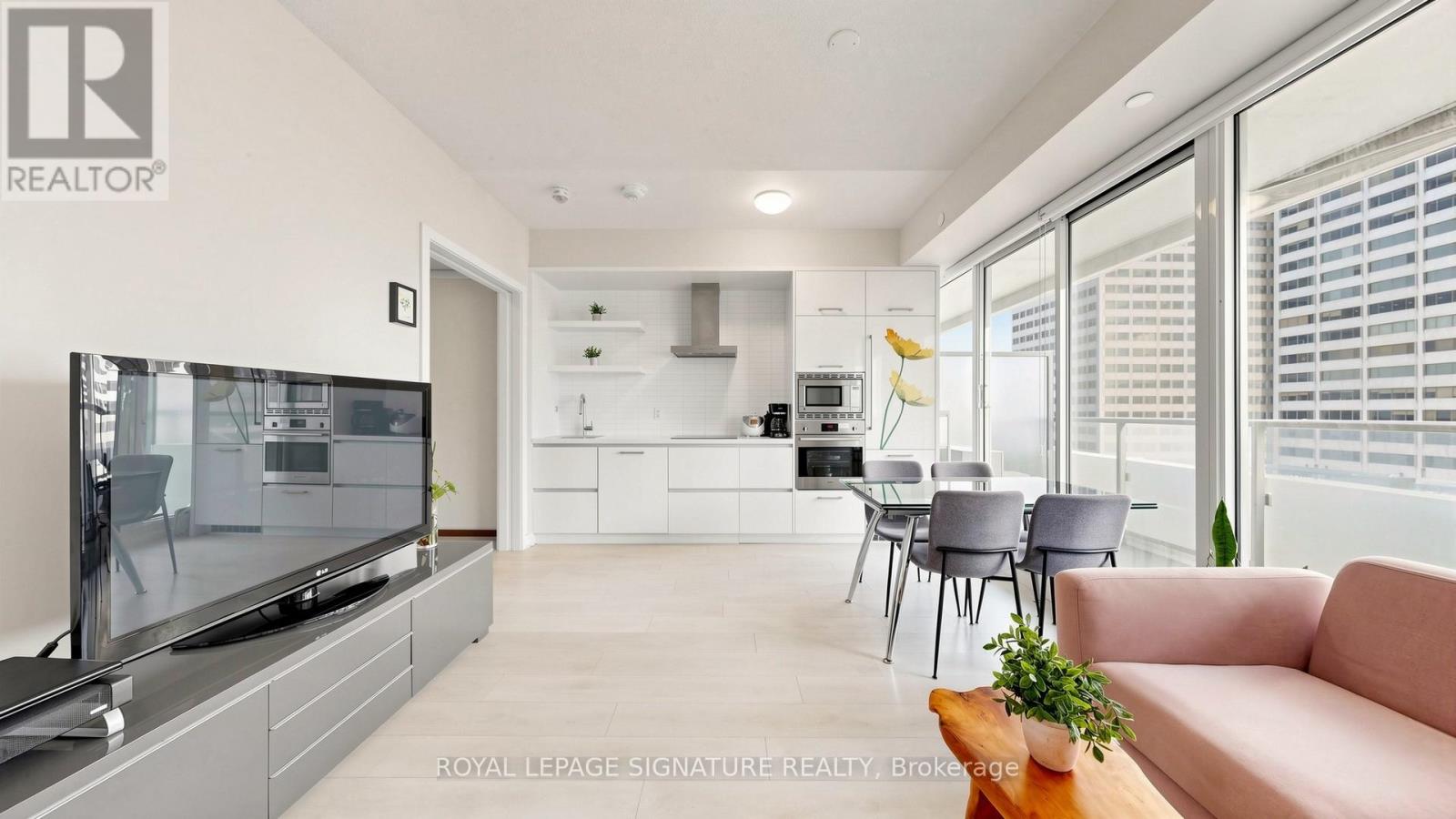 1011 - 2221 Yonge Street, Toronto, Ontario  M4S 0B8 - Photo 14 - C13207860